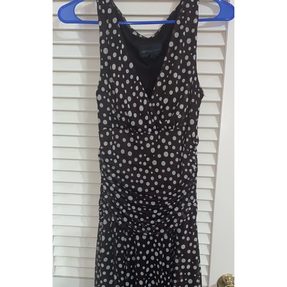 Connected Apparel - Picture 1 of 3